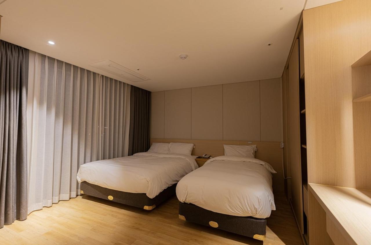 Hotel Zinc مدينة سيوجويبو المظهر الخارجي الصورة